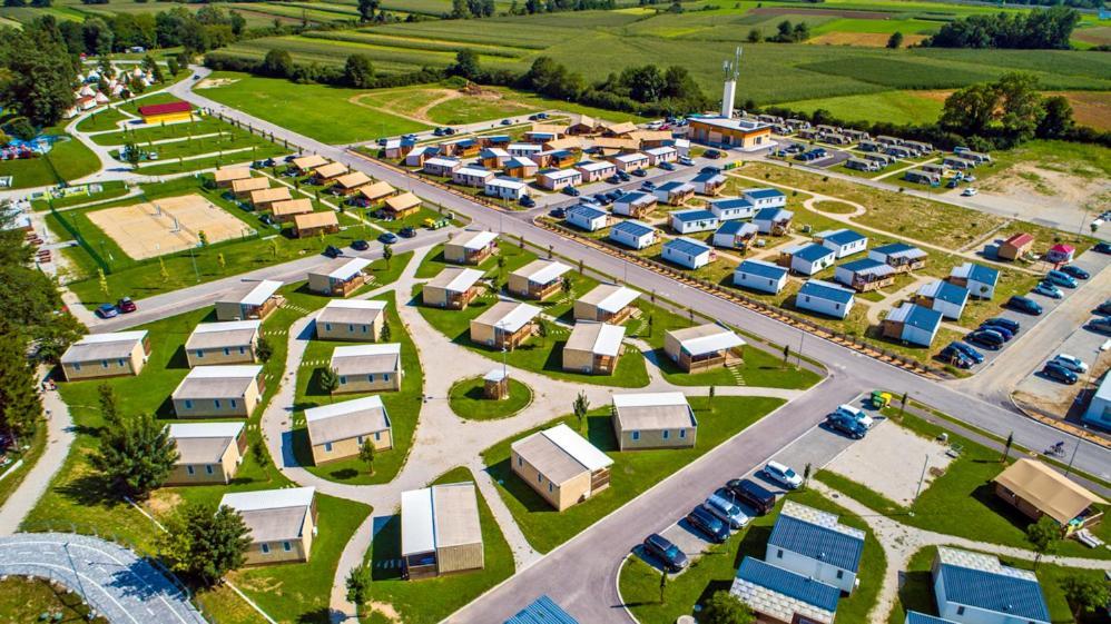Terme Village - Mobile Homes Catez ob Savi Exterior foto